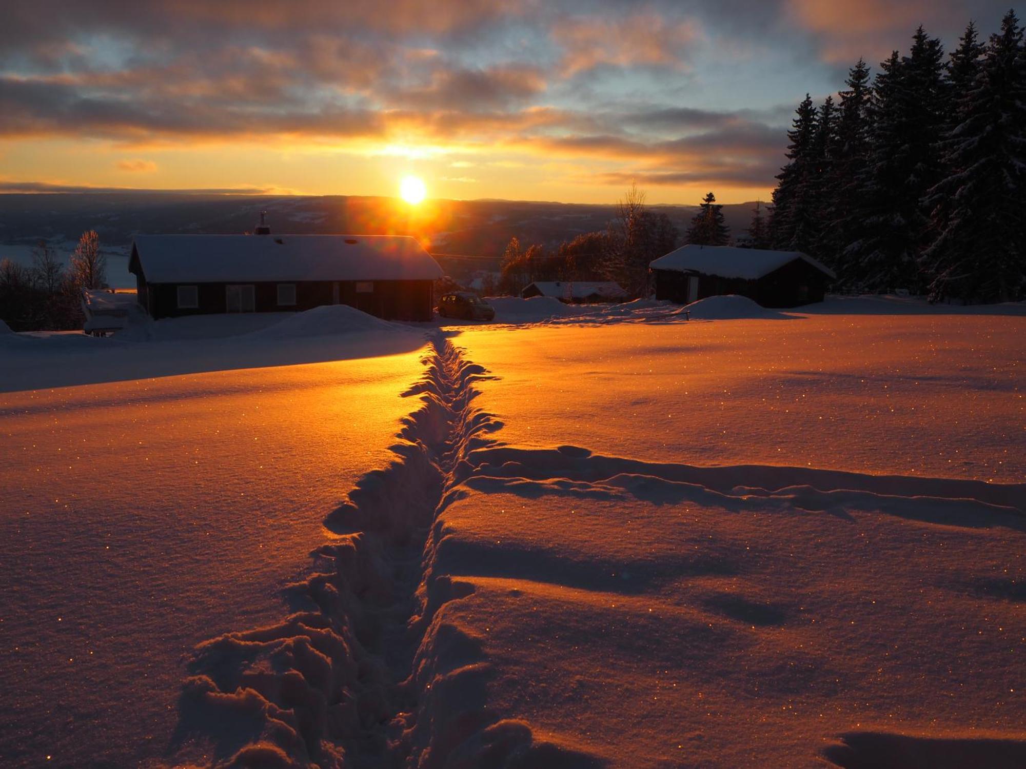 Cabin With Great View Close To Town And Ski Area Lillehammer Ngoại thất bức ảnh